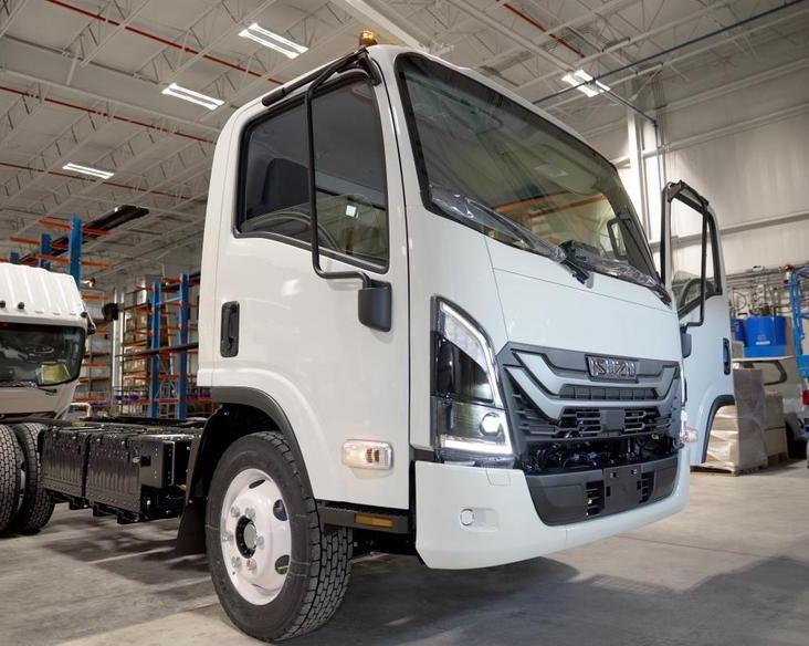 Isuzu начинает производство коммерческого электромобиля для перевозки грузов NRR-EV серии REV. / Авто и транспорт / iXBT Live
